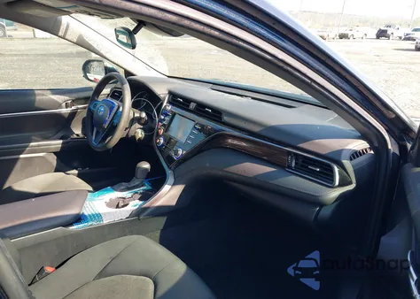 2020 Toyota Camry Le из США, поврежденный, VIN 4T1C11AK0LU341178